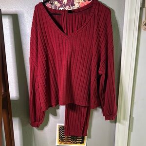 CLOSET CLOSING!! Red Ribbed V-Neck Lounge Set